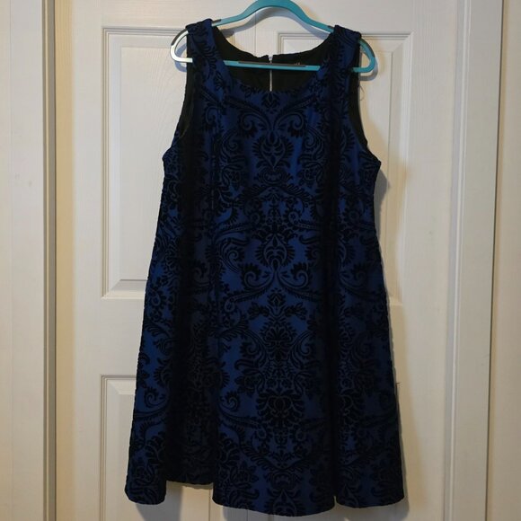 Royal Blue and Black Demask Dress with Pockets, size 22. - Picture 1 of 9
